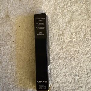 CHANEL Rouge Coco Gloss - Tendresse